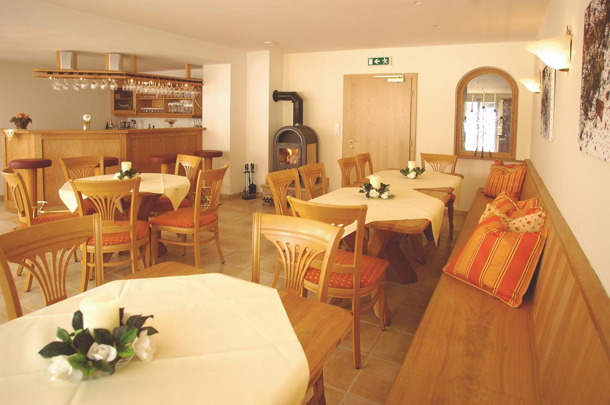 Bed & Breakfast Landhaus Strasser 솔 외부 사진