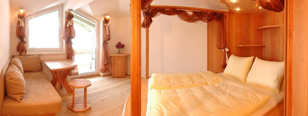 Bed & Breakfast Landhaus Strasser 솔 외부 사진
