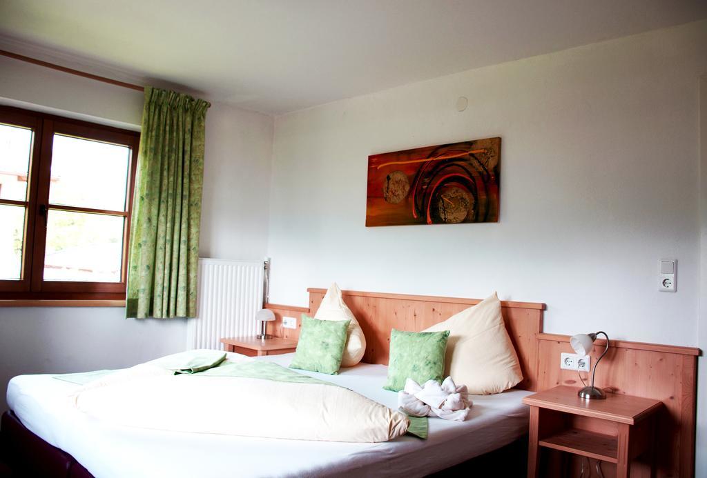 Bed & Breakfast Landhaus Strasser 솔 외부 사진