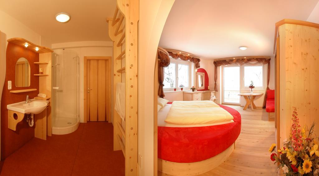 Bed & Breakfast Landhaus Strasser 솔 외부 사진